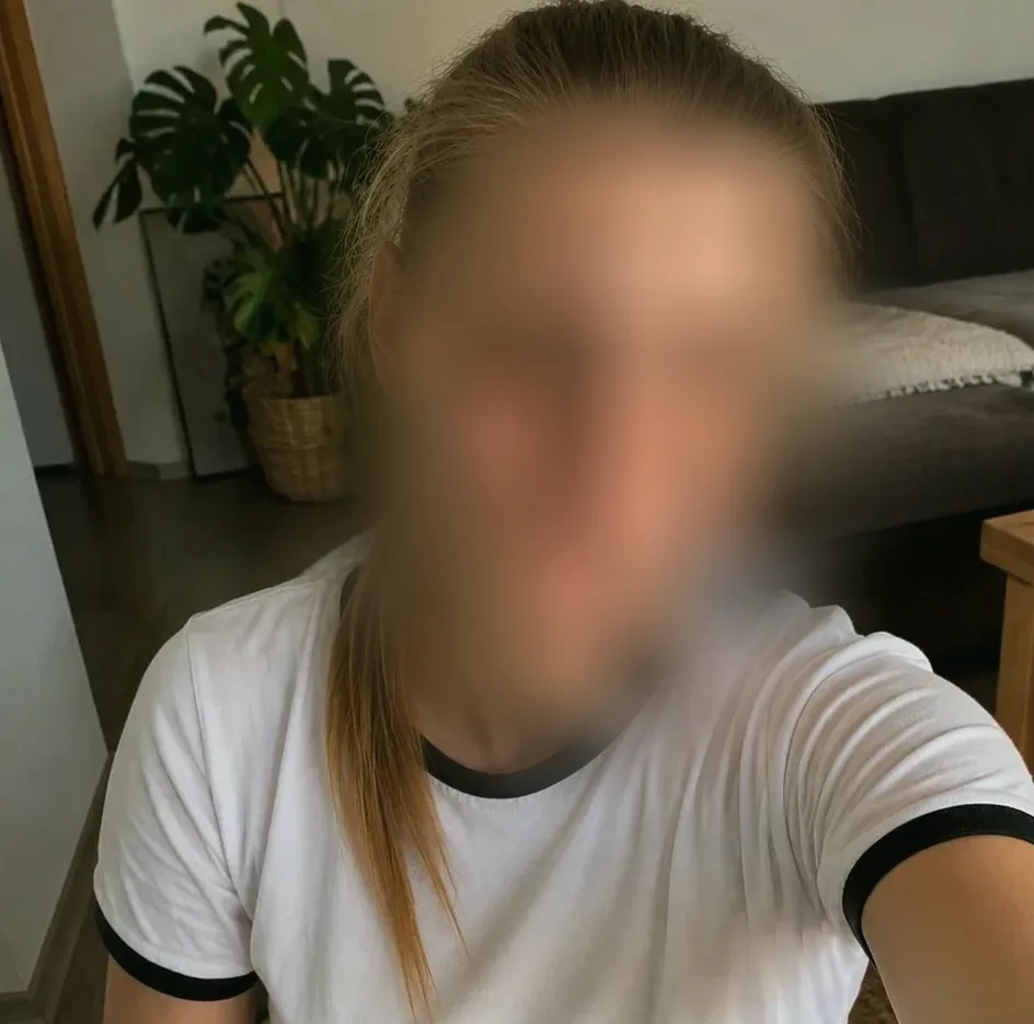 Josephine, 21