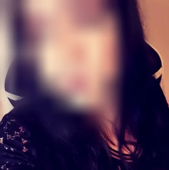 Miriam, 28